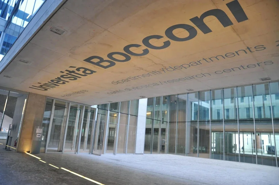 The glass and concrete entrance to Università Bocconi